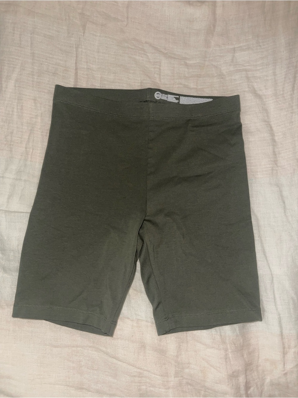 Wonder Nation Girls Olive Bike Shorts in Dark Green